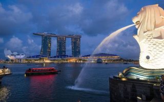 Pensiunkan Mouse & Keyboard? Mengapa Neural-Link Wearables Menjadi Standar Baru Kerja Cerdas di Singapura & Jakarta pada Mei 2026