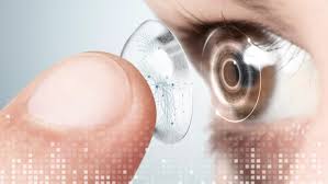 Masa Depan di Ujung Mata: Pengalaman Nyata Menggunakan Smart Contact Lenses di Jakarta (Dan Kenapa Kamu Mungkin Belum Siap)